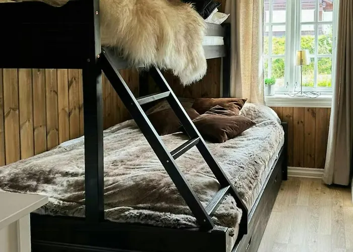 Prázdninový dům With Inski Out In *