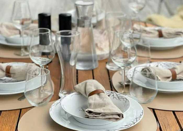 With Inski Out In Rauland